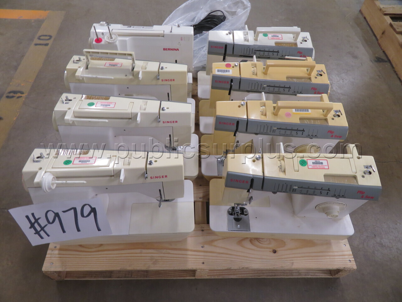 Sewing Machines — photo 1