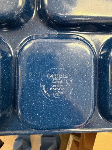 Carlisle Lunch Trays (155) — photo 1