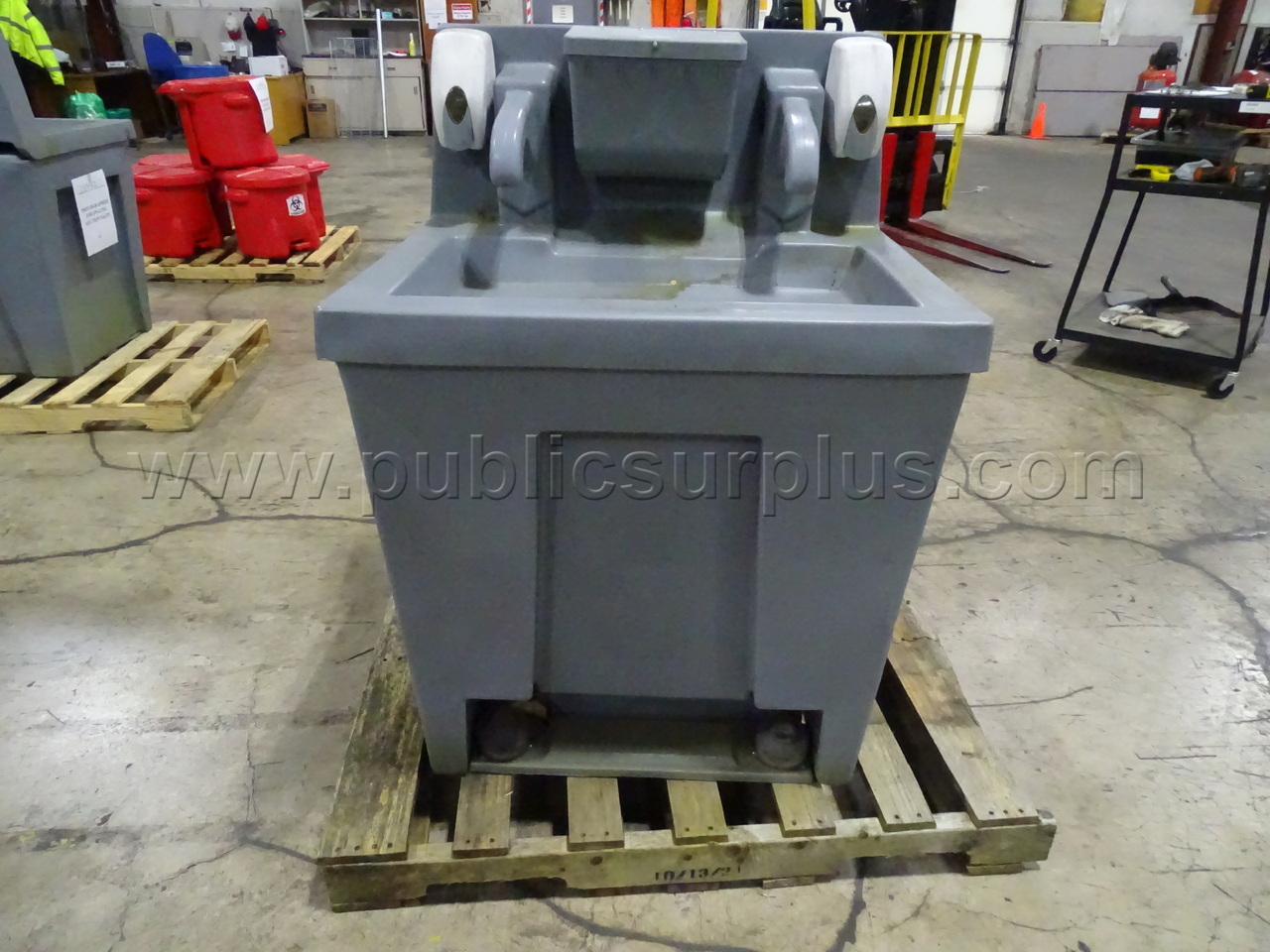 Handwash Station — photo 1