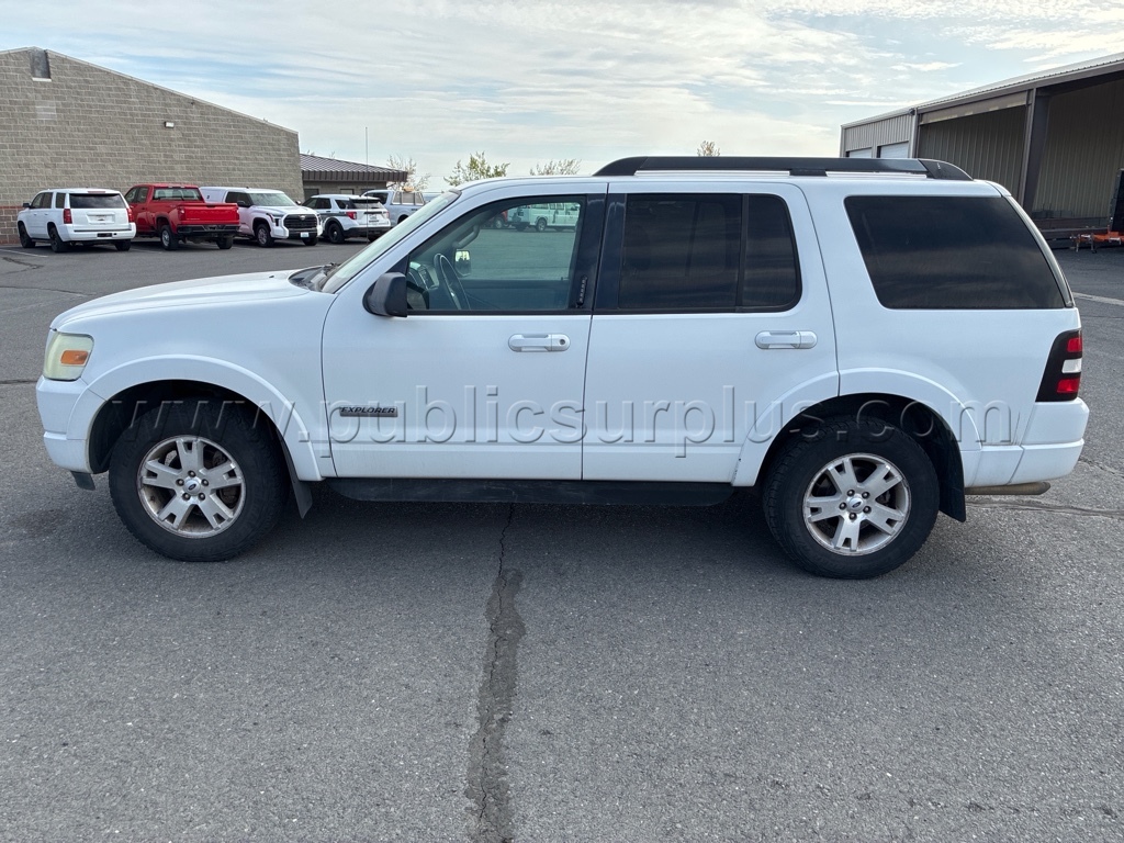 2008 Ford Explorer — photo 1