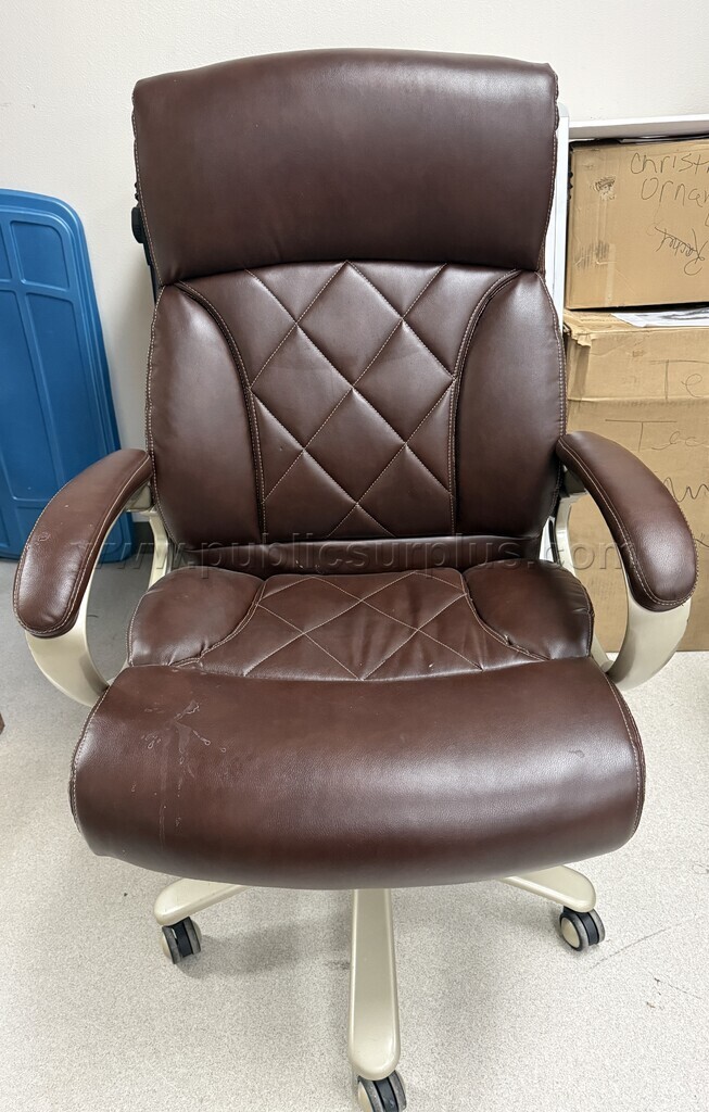 Auction#262- Computer chair — photo 1
