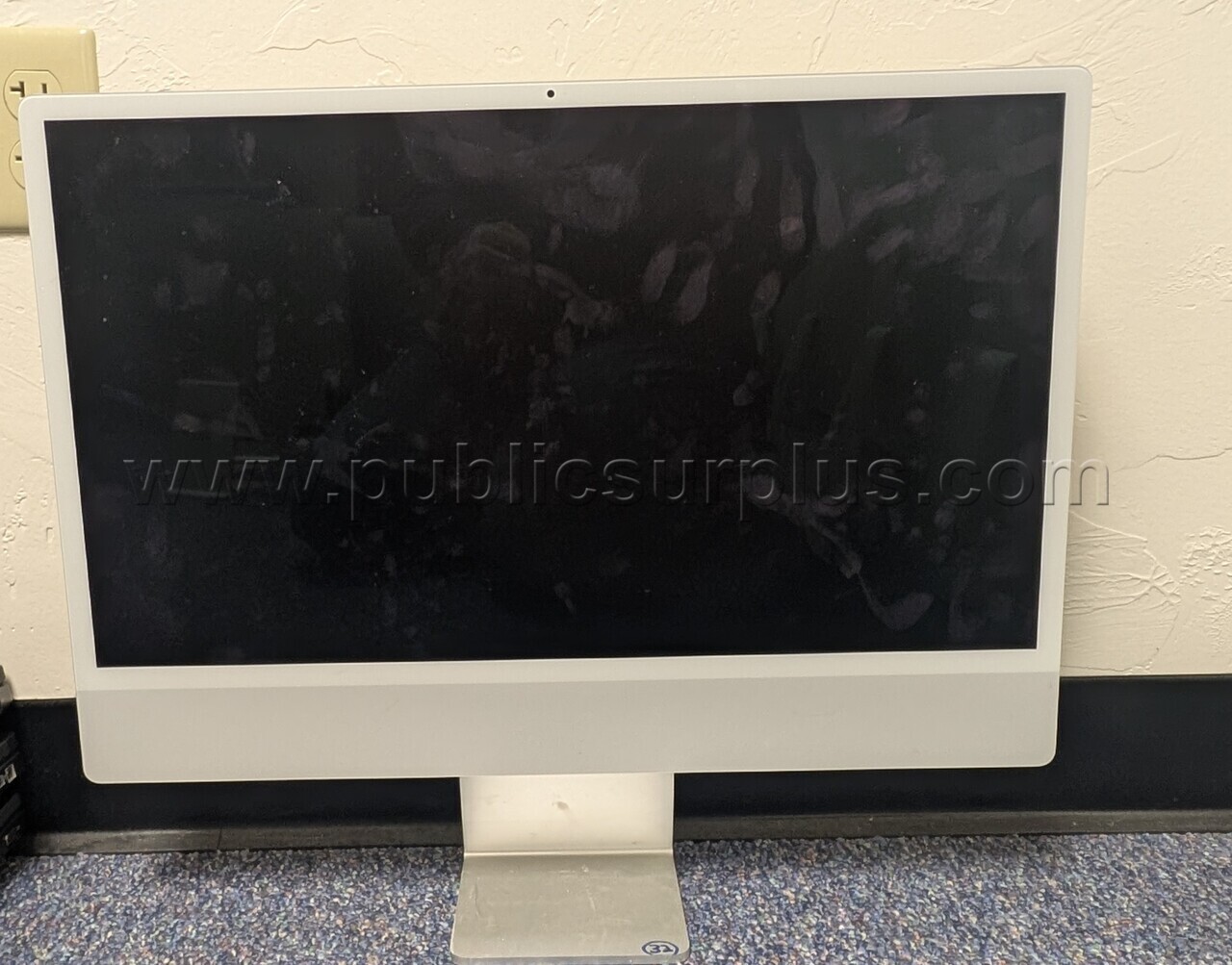 Lot 132 - 25 iMac model A1418, 11 iMac model A2438 — photo 1
