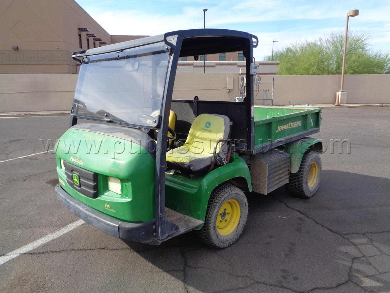 2013 John Deere 2020A — photo 1