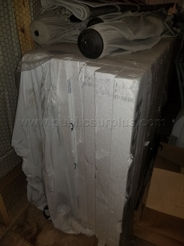 Large Styrofoam Sheets — photo 1