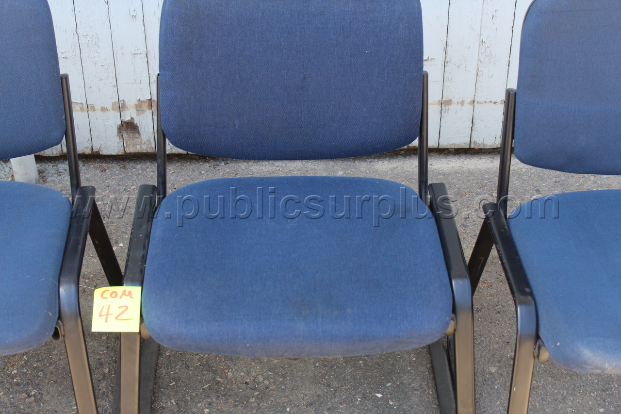 COM#42 - Sliding Office Chairs (Lot of 4) — photo 1
