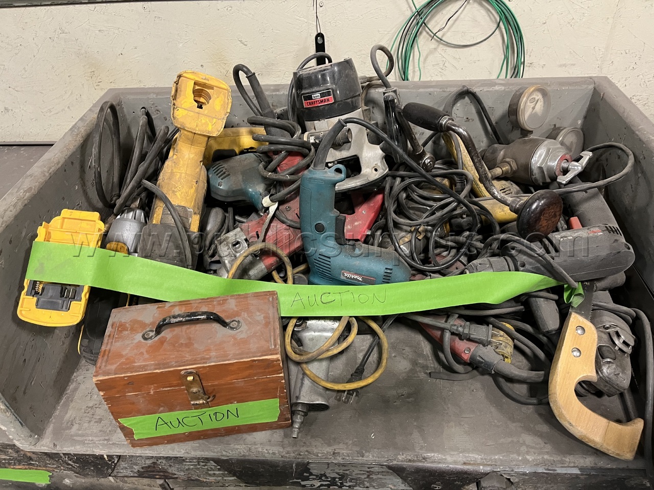 LOT 24 Misc. Tools (Unknown Condition) — photo 1