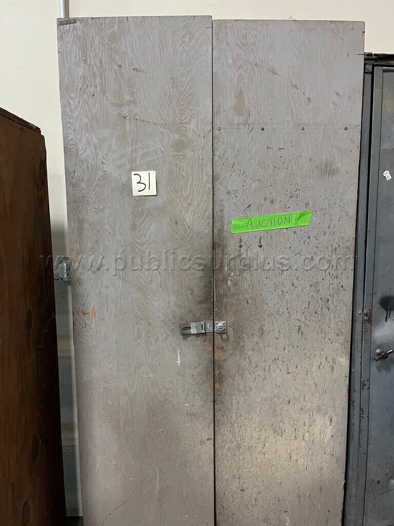 LOT 31 Work Cabinet 37" x 84" x 19" asset # 21496 — photo 1