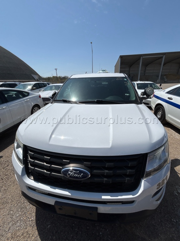 2018 Ford Explorer — photo 1