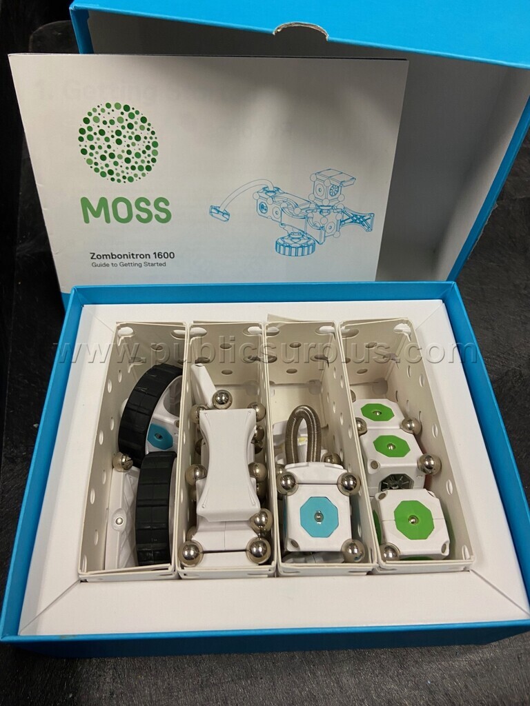 MOSS Robot Construction System — photo 1