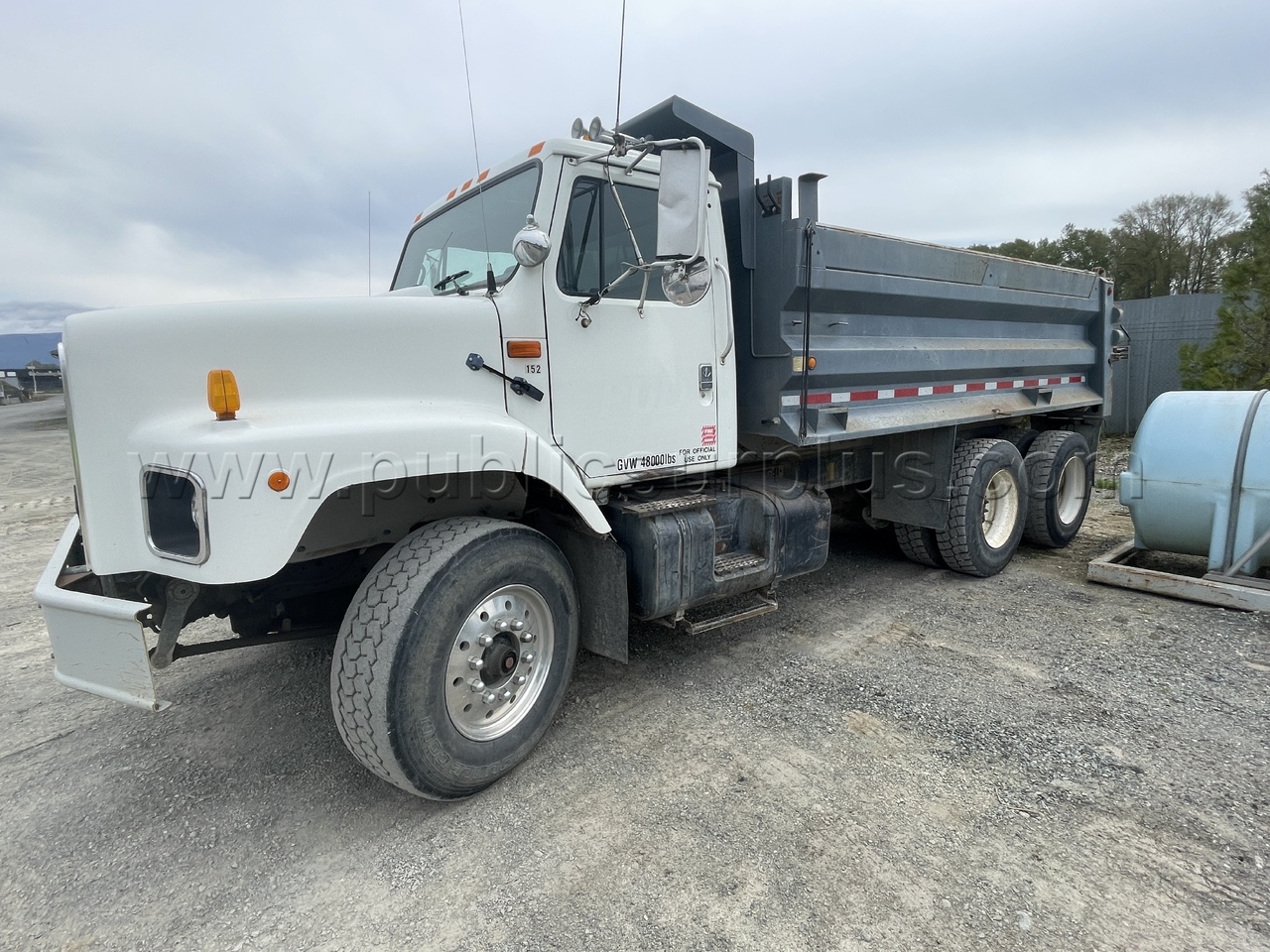 1993 International Dump Truck — photo 1