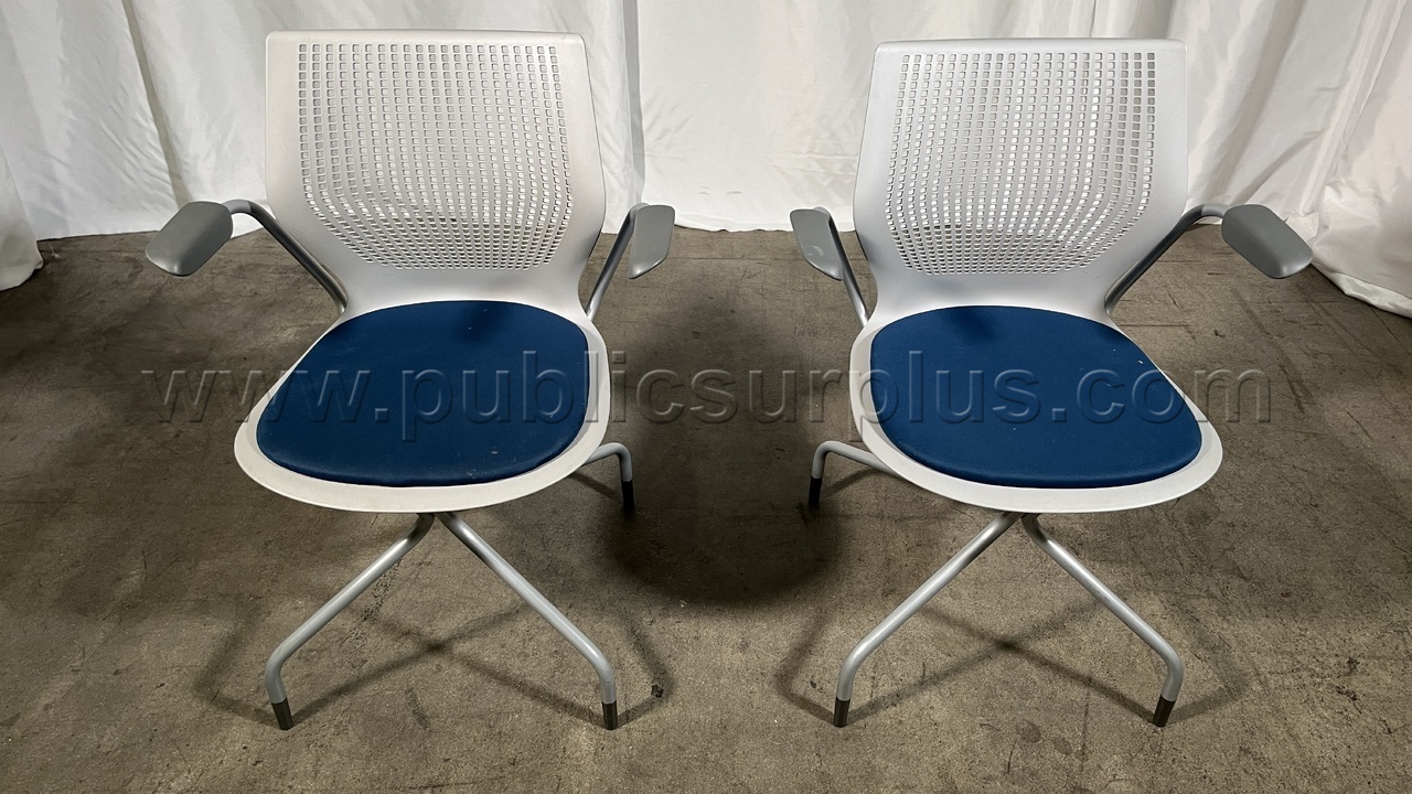 Set of Knoll Guest Chairs - 2858 — photo 1
