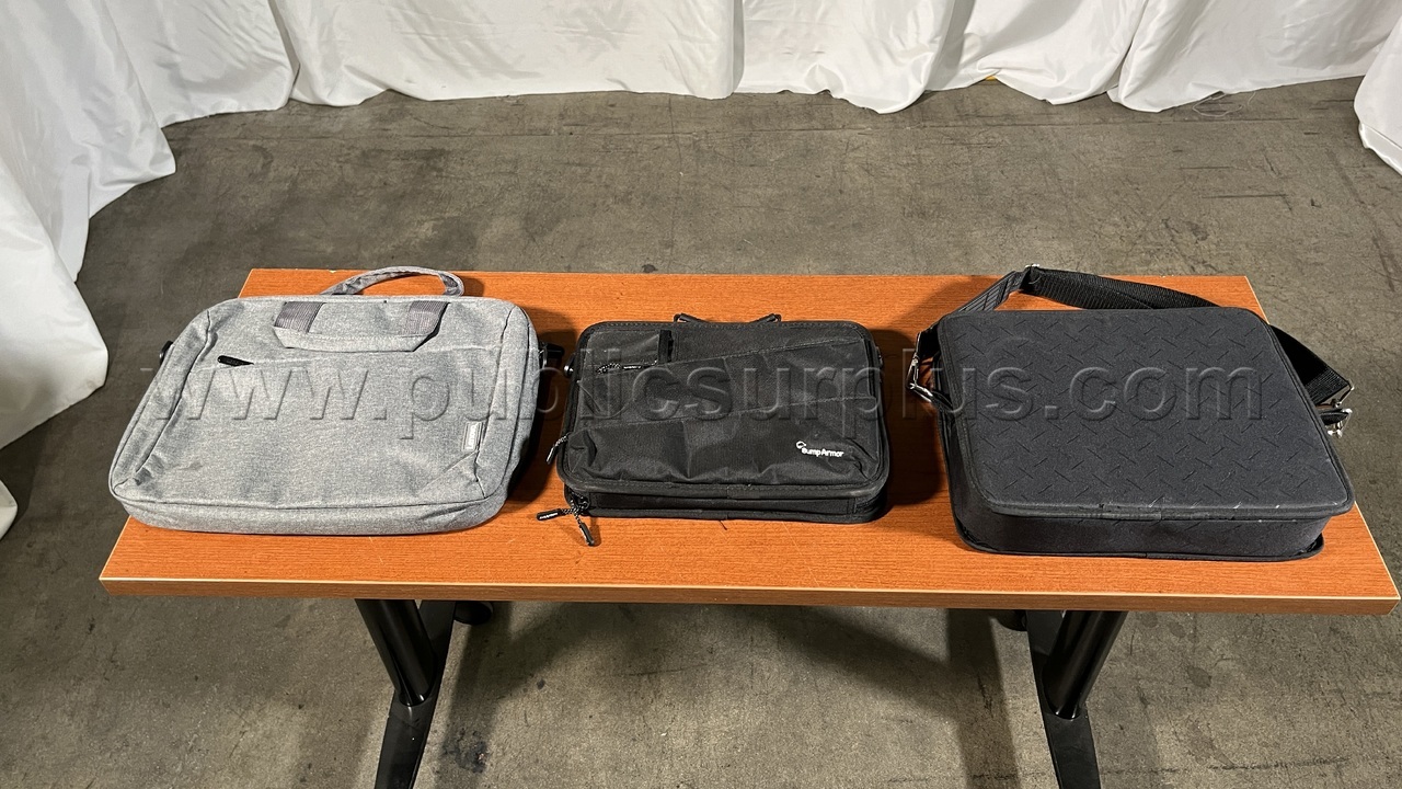 Lot of (3) Media Bags - 2831 — photo 1