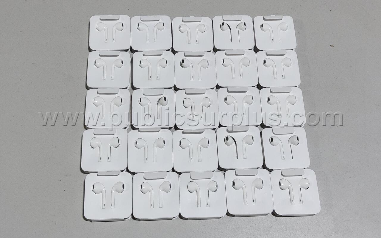 LOT OF 25 NEW GENUINE APPLE CORDED EARPODS — photo 1
