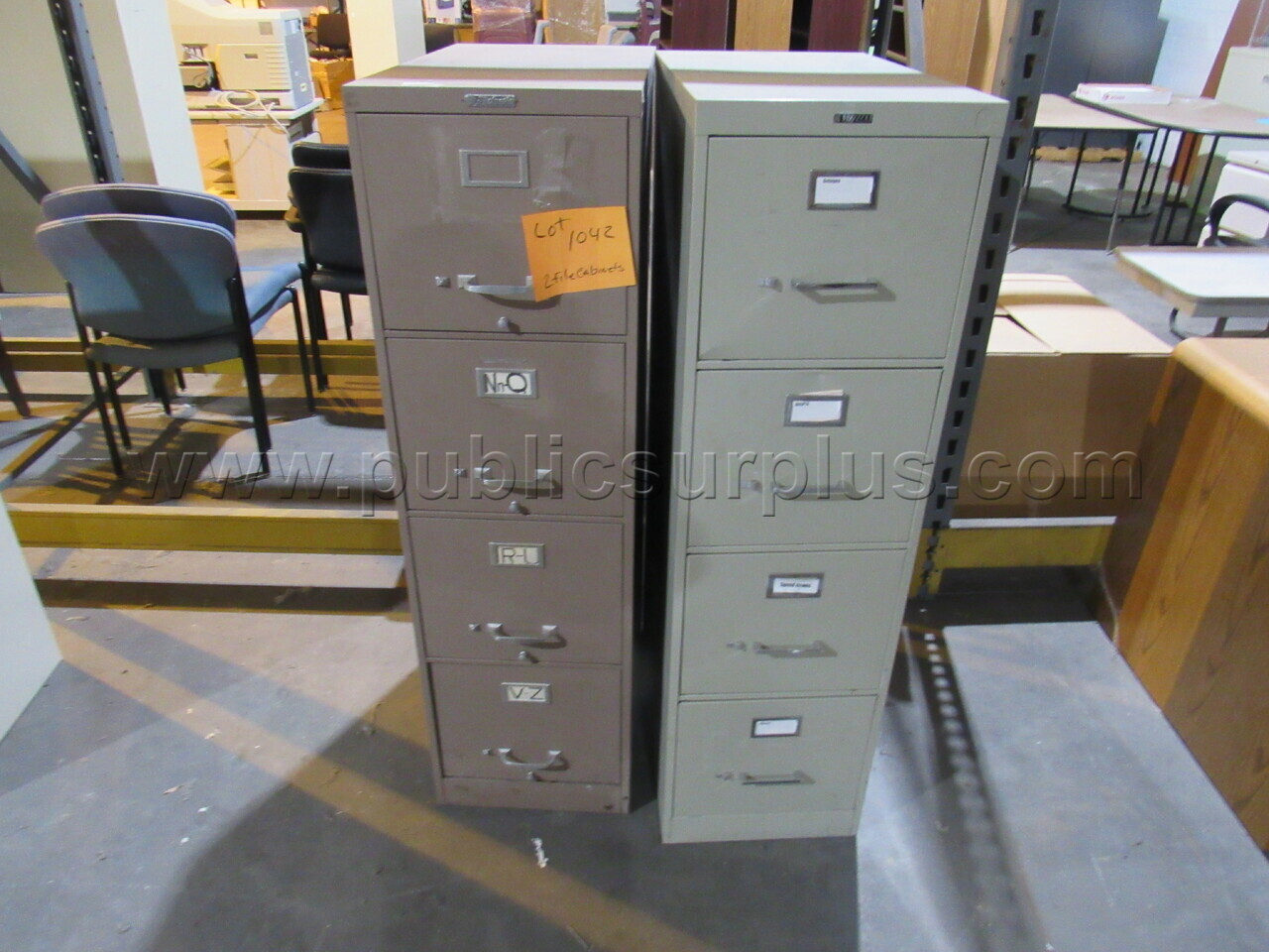 Lot 1042   File Cabinets 2 — photo 1