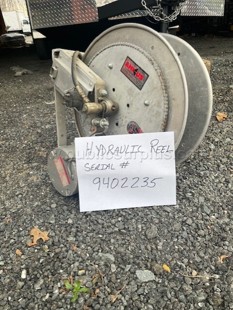 (2) HYDRAULIC HOSE REELS — photo 1