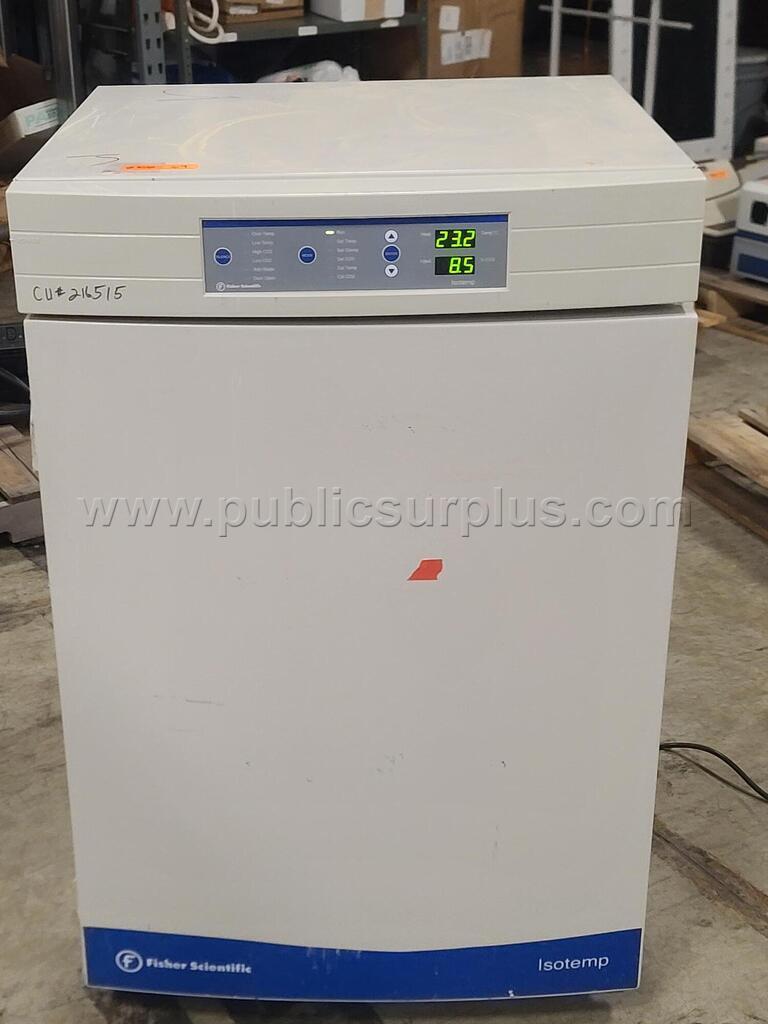 Fisher Scientific Isotemp Laboratory Incubator / Oven - Model 3531 - Powers On — photo 1