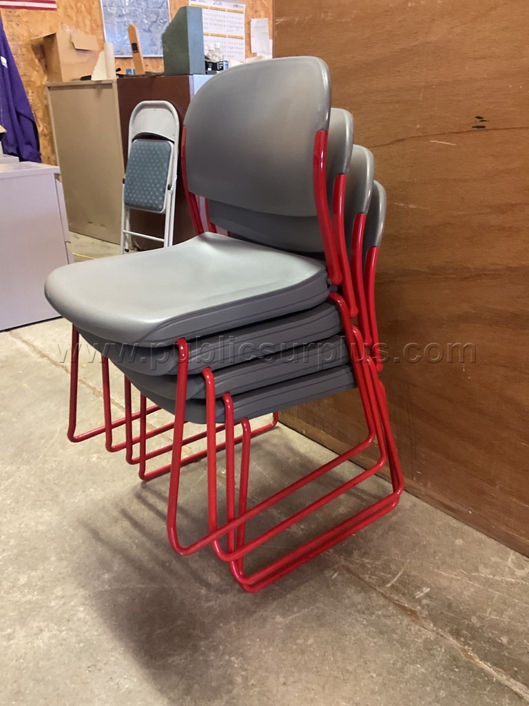 4- Stackable Chairs Lot # 4680 — photo 1