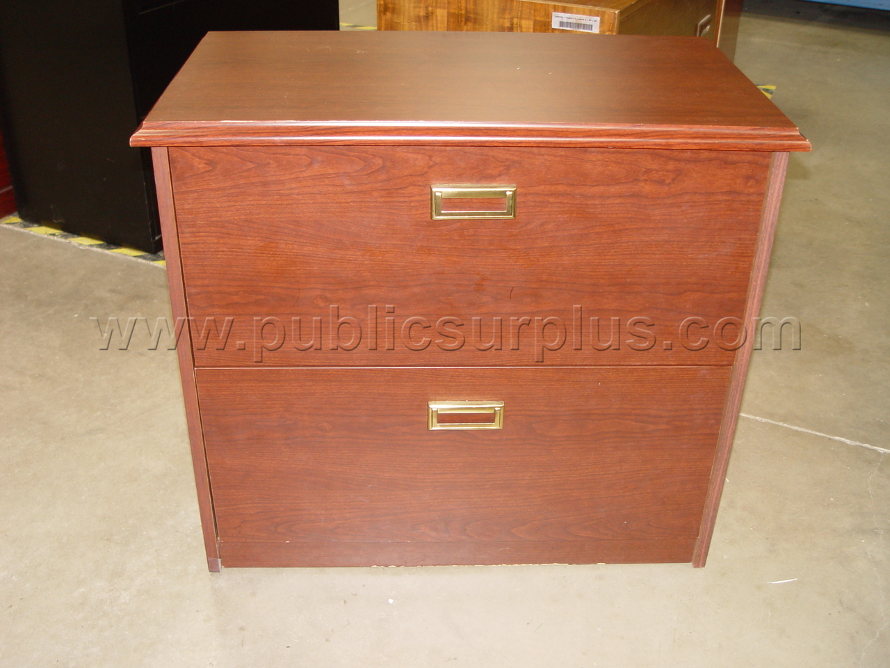 2 Drawer File Cabinet 33" x 19" x 30" — photo 1
