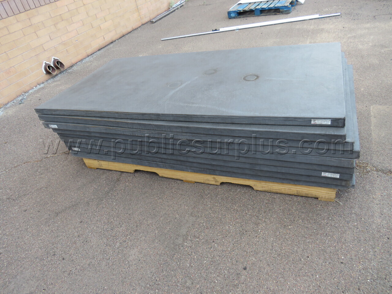 Lot of Zebra Mats **Unknown Condition** — photo 1