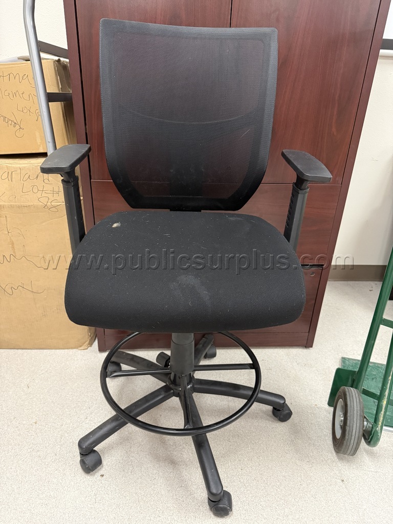 Auction#271- Computer chair — photo 1