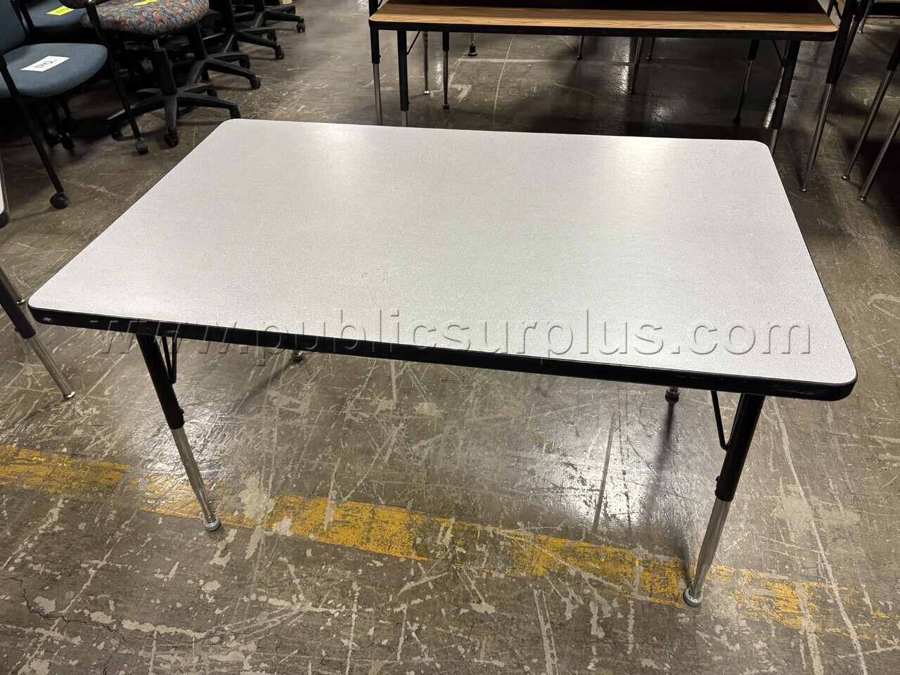 Activity Table (#1823) — photo 1