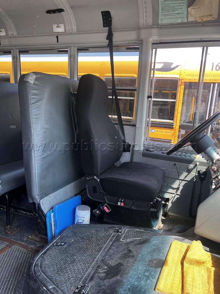 2013 Thomas EFX Front engine transit — photo 1