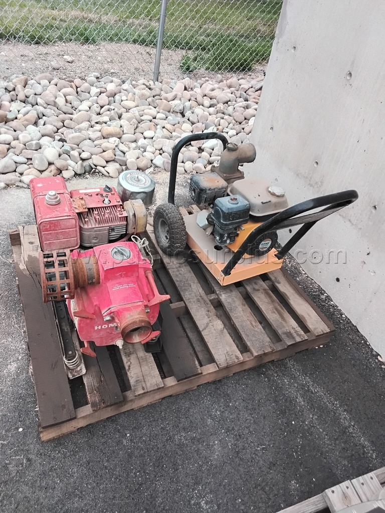 Two water pumps — photo 1