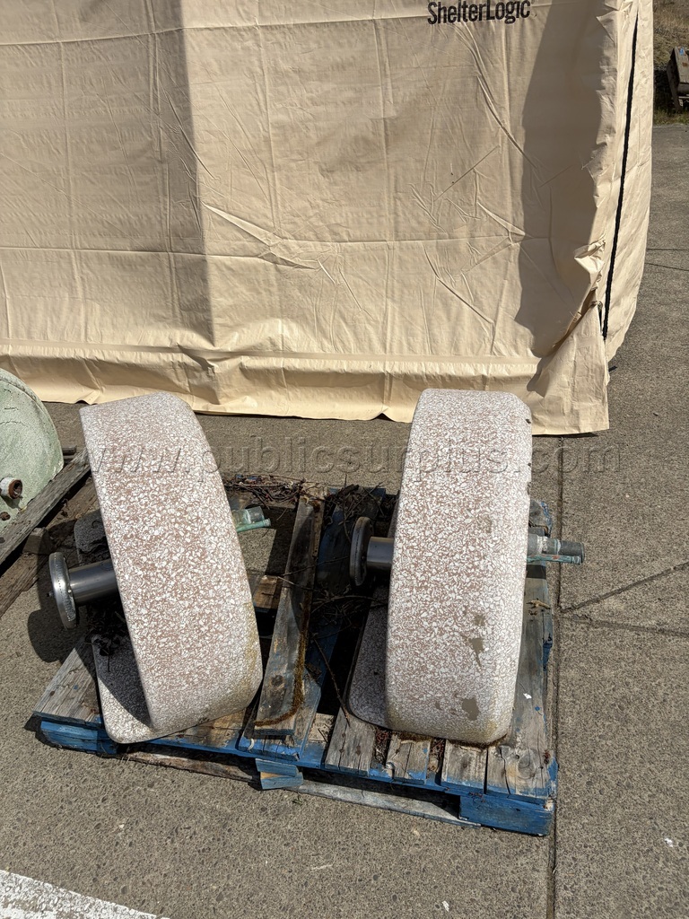 Lot of Commercial School Sinks (Heavy-Duty) - AS-IS — photo 1