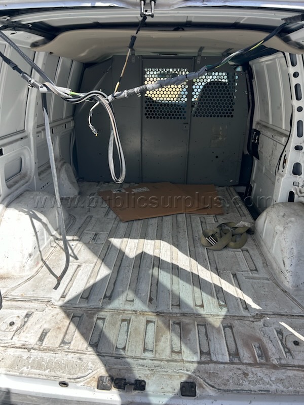 2005 Chevrolet Astro Cargo Van — photo 1