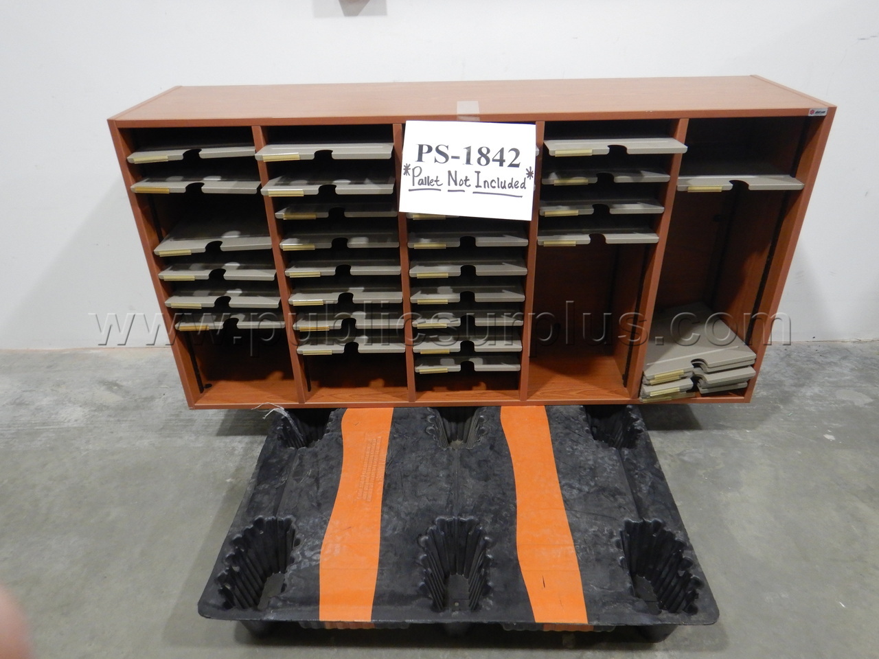 Horizontal Mail Sorter w/ Dividers* — photo 1