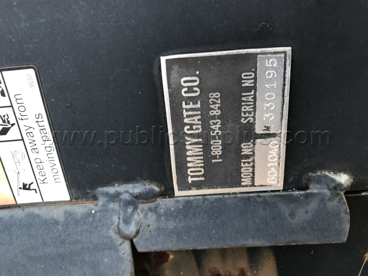 Tommy Gate (lift gate for vehicle) — photo 1