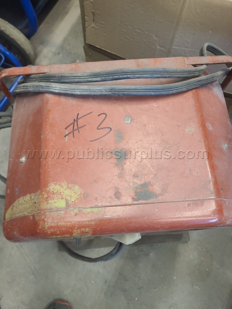 Lincoln Electric Welder — photo 1