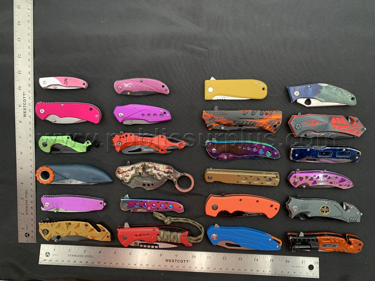 Assorted Knives - Shipping $14.99 /KK — photo 1