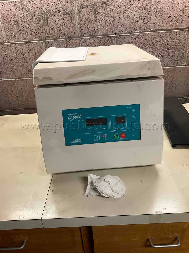 Becton Dickinson Clay Adams CA6000 Benchtop Centrifuge — photo 1