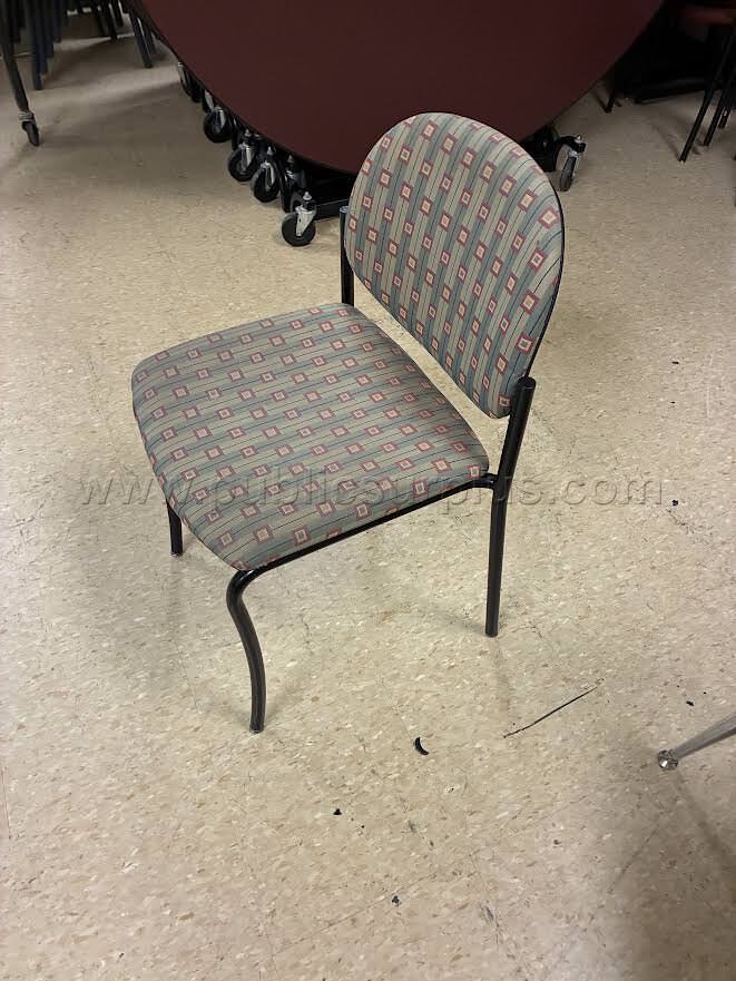 Upholstered chair — photo 1