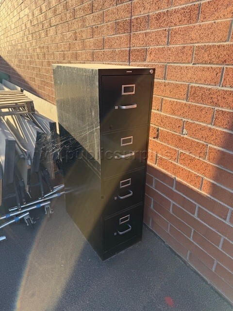 File cabinet — photo 1