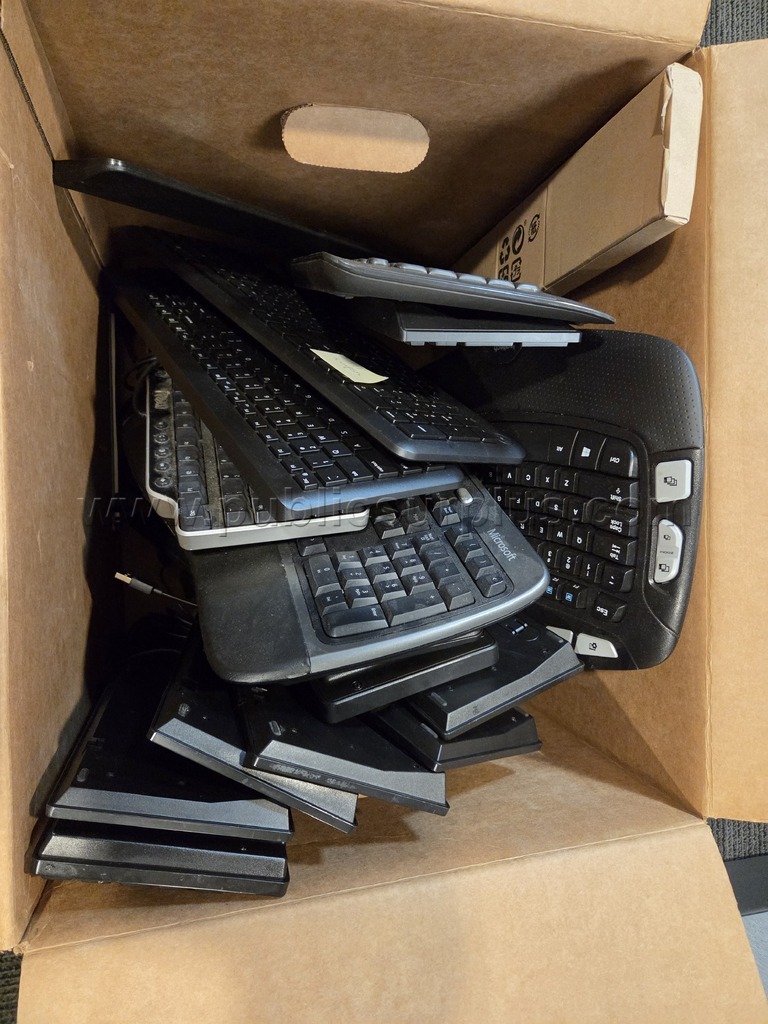 (15) Miscellaneous Keyboards — photo 1