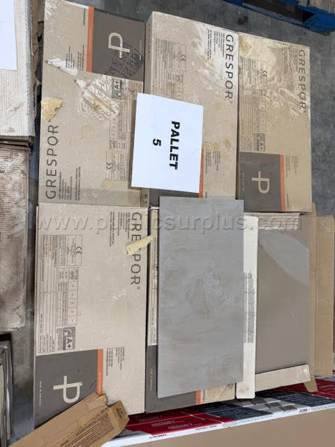 30 Boxes 30x60 crespor gray tile — photo 1