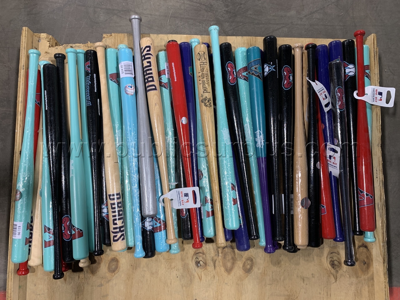 Souvenir Mini Baseball Bats /KK — photo 1