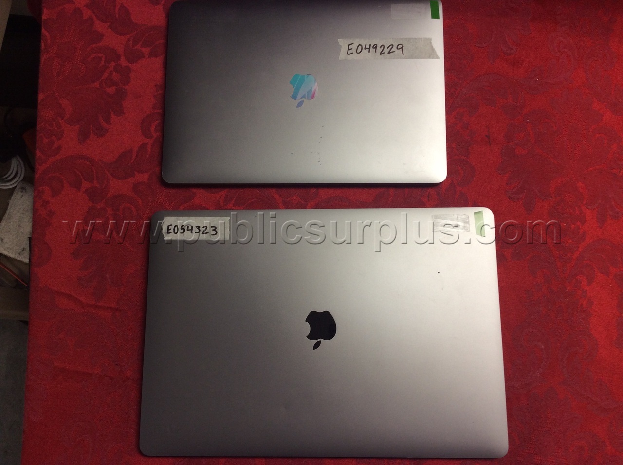 LOT OF (2) APPLE MACBOOK LAPTOPS - SOLD AS IS - 519 — photo 1