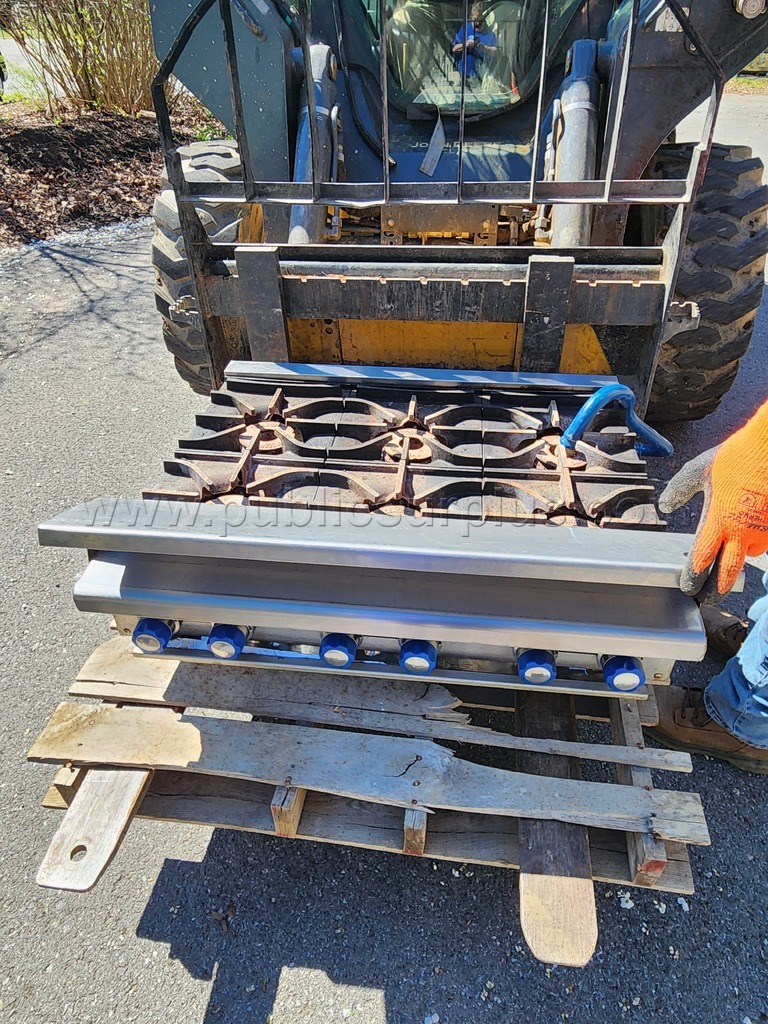 2007 Imperial Stove Top — photo 1