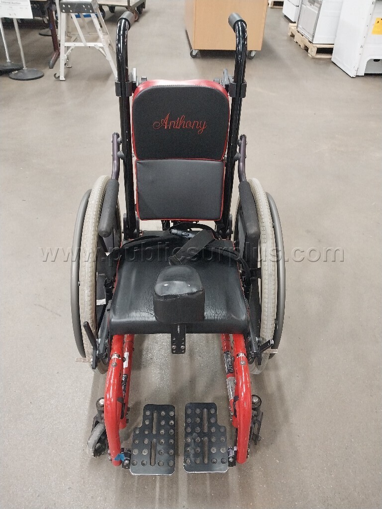 Wheelchair, Manual — photo 1