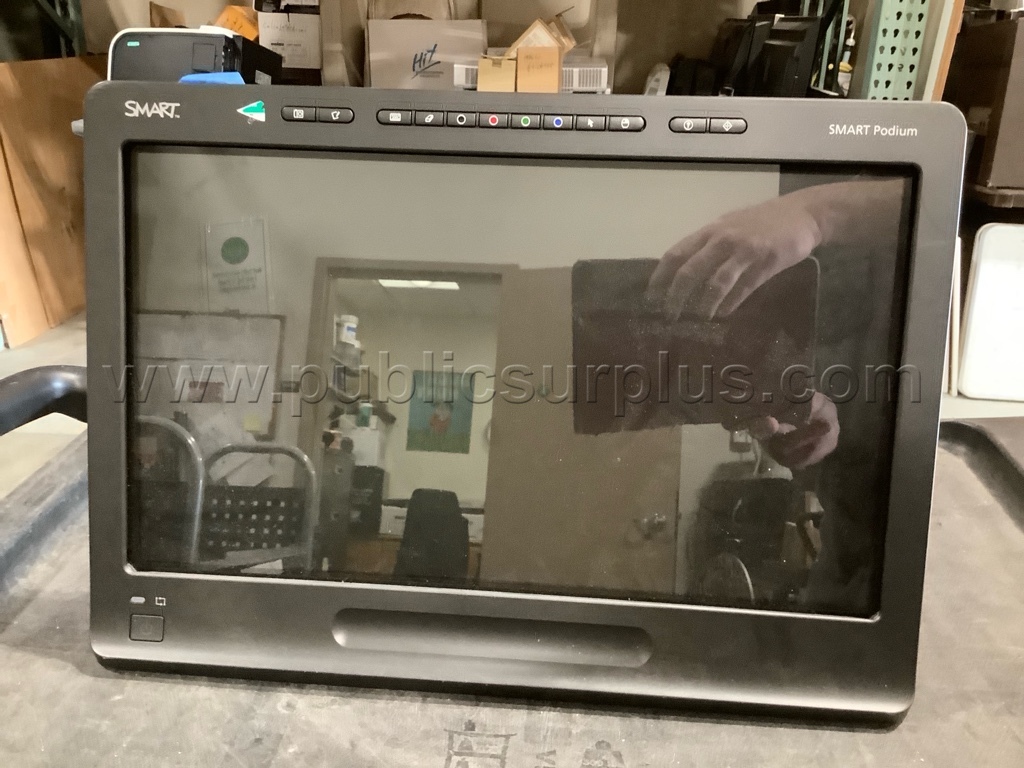 7864 - SMART Podium 518 — photo 1