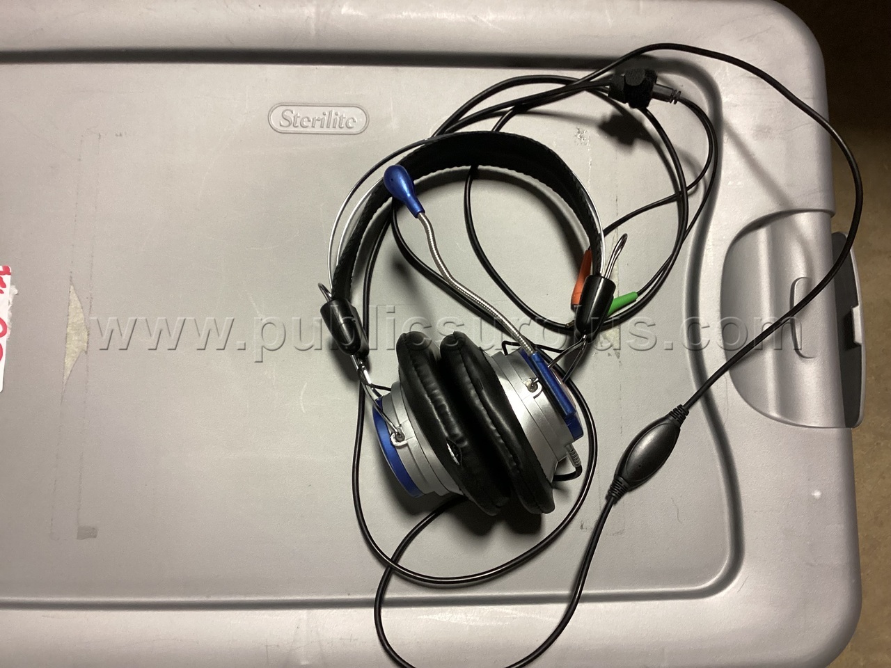 30 pairs of headsets with mic — photo 1