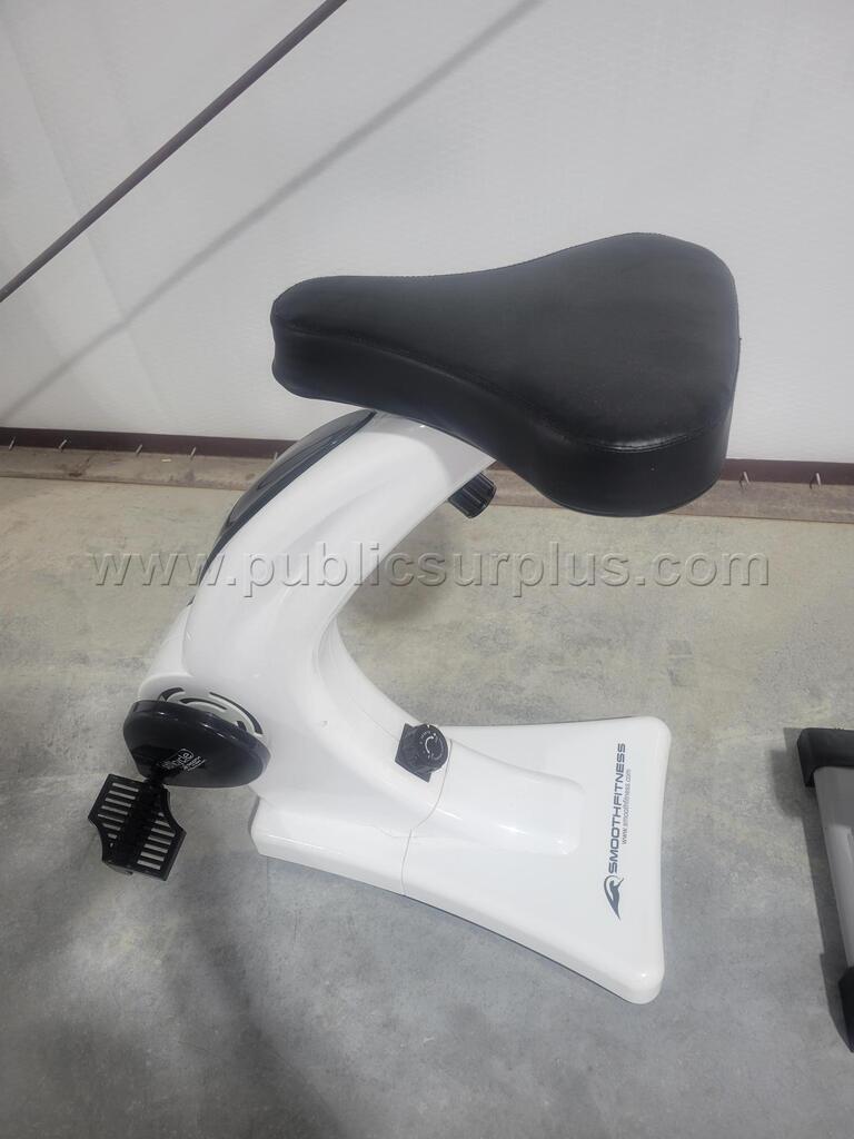 Smooth Fitness - Sit N Cycle - White/Black — photo 1