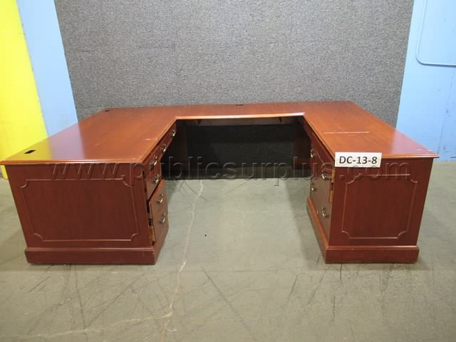 U-SHAPED DESK * DC-13-8 — photo 1
