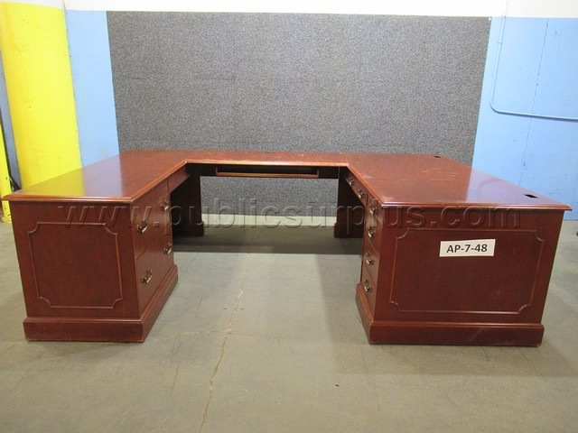 U-SHAPED DESK * AP-7-48 — photo 1