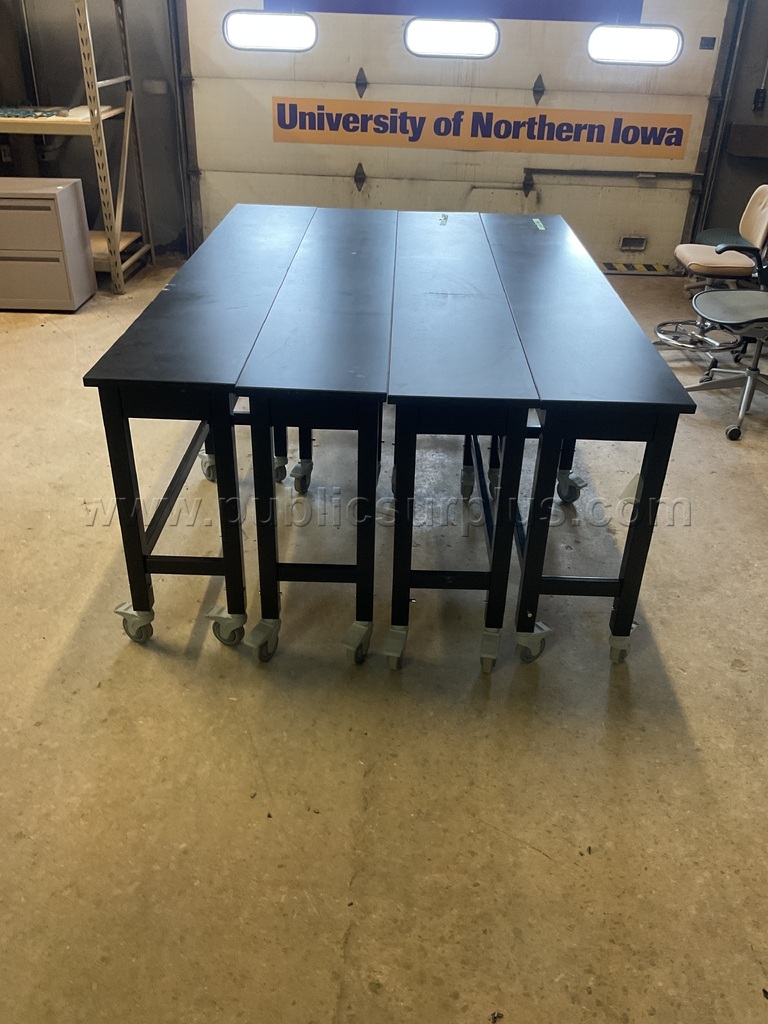 4-Rolling Work Tables Lot # 4694 — photo 1