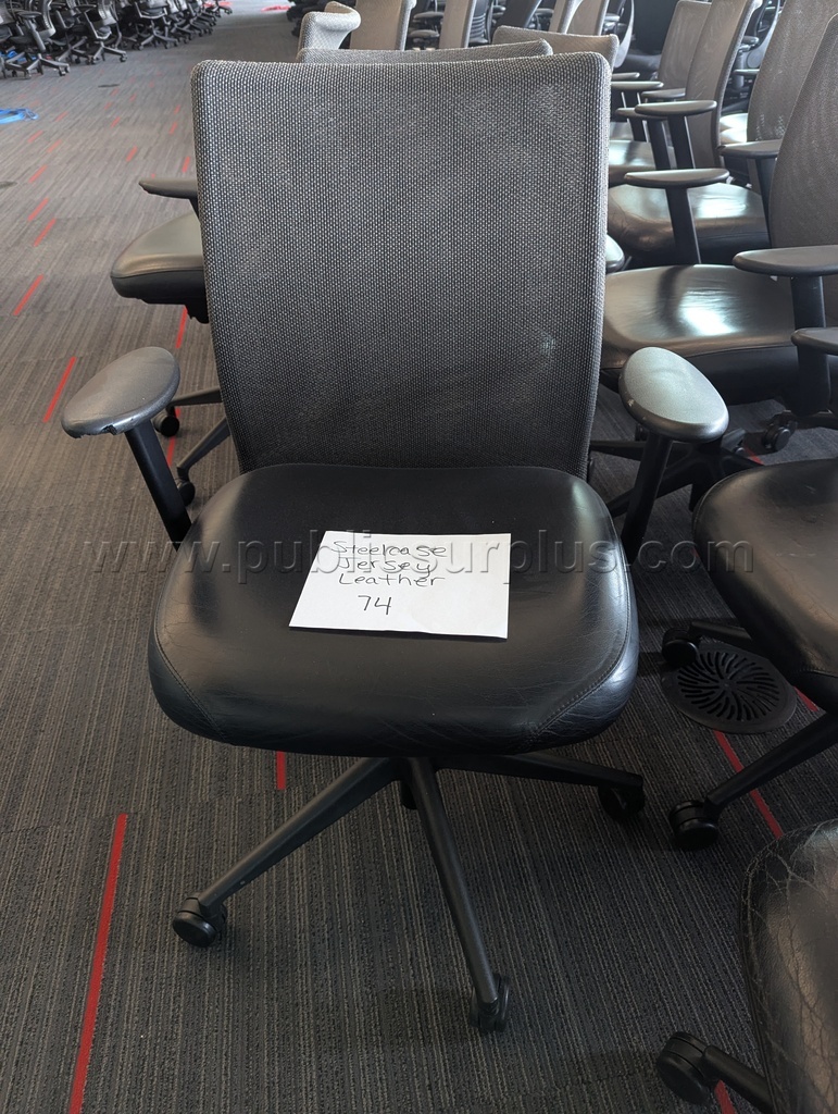 Steelcase Jersey Office Chair — photo 1