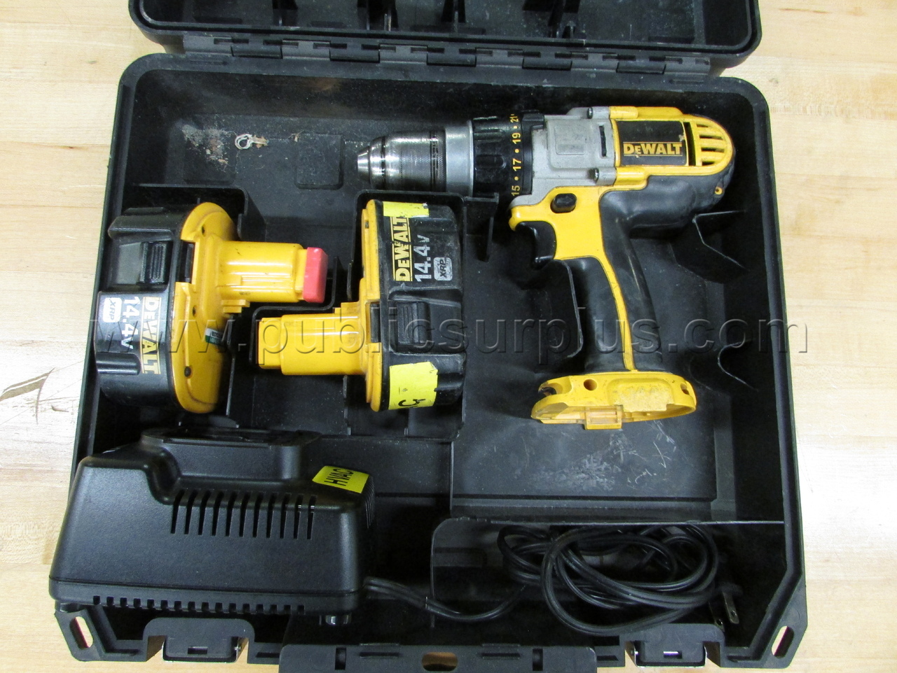 CORDLESS DRILL, DEWALT - AP26019 — photo 1